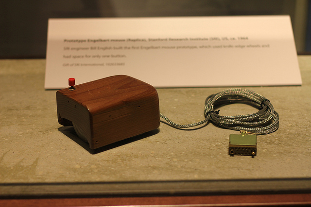 Douglas-Engelbart-mouse.jpg