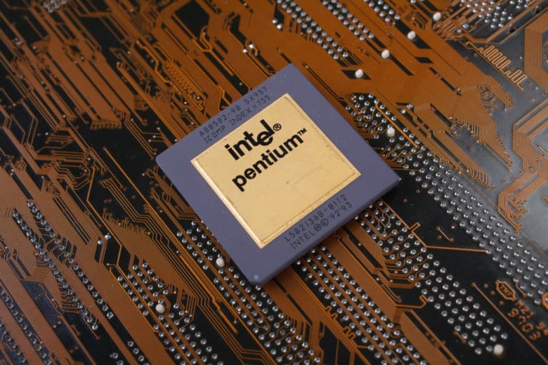 Tech Time Warp Pentium processor makes its debut